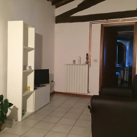 Quasar Apartment